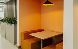 mobiliario-corporativo-banco-de-occidente-piso-8-cabina-naranja