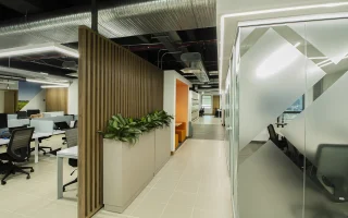 mobiliario-corporativo-banco-de-occidente-piso-8-pasillo-oficinas