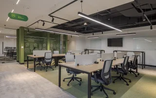 Mobiliario corporativo heineken area trabajo