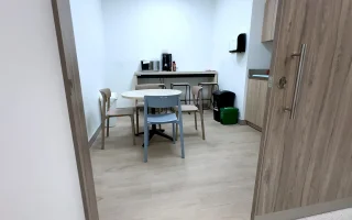 mobiliario-hospitalario-clinica-ces-oviedo-consultorio-apoyo