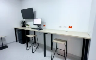 mobiliario-hospitalario-clinica-ces-oviedo-estacion-trabajo