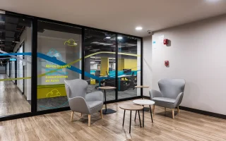 mobiliario-hospitalario-clinica-las-americas-sala-espera-privada